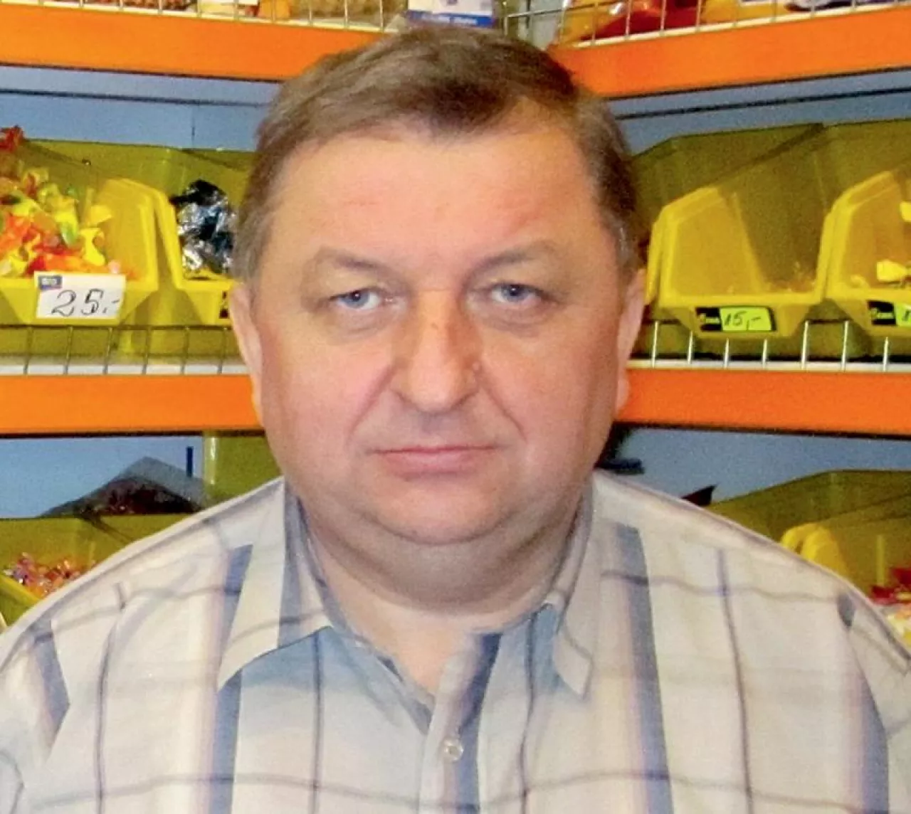Rudolf Świaczny, właściciel najmniejszego sklepu w sieci Odido ()