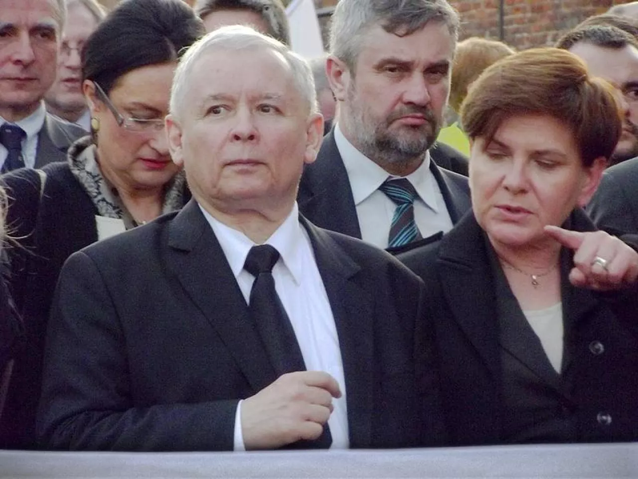 Prezes Jarosław Kaczyński i premier Beata Szydło, fot. P.Drabik/Wikimedia Commons, na lic. CC BY-2.0 ()