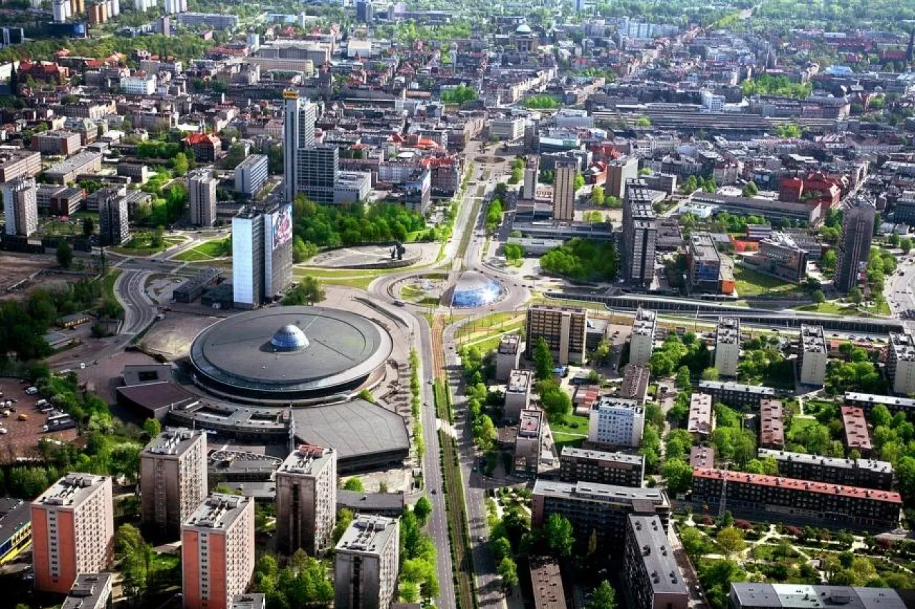 Jedno z nowych centrów handlowych Karuzela powstanie w Katowicach (fot. Wikimedia Commons, na lic. CC BY-SA 3.0)