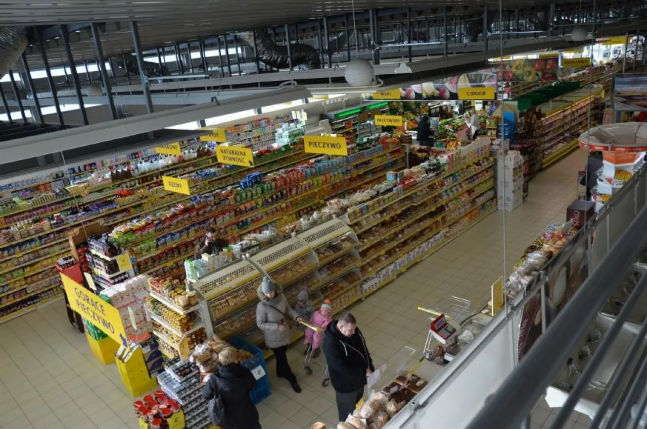 W Polsce mamy już tylko niecałe 73 tys. sklepów ogólnospożywczych (fot. wiadomoscihandlowe.pl)