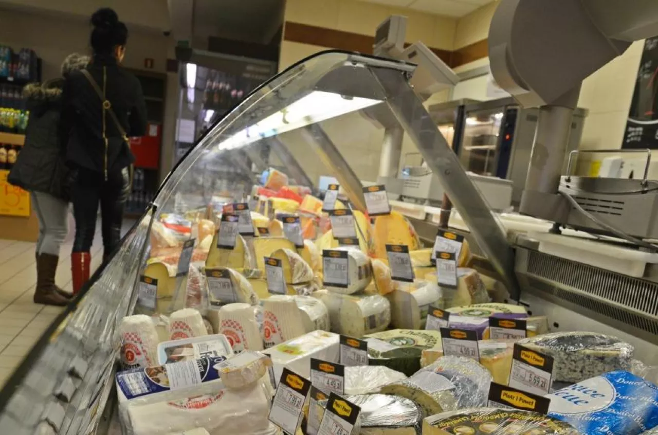 Lada z serami w jednym z supermarketów (materiały własne)
