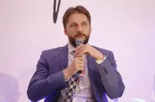 Robert Noceń, sekretarz generalny i członek zarządu Carrefour Polska ()