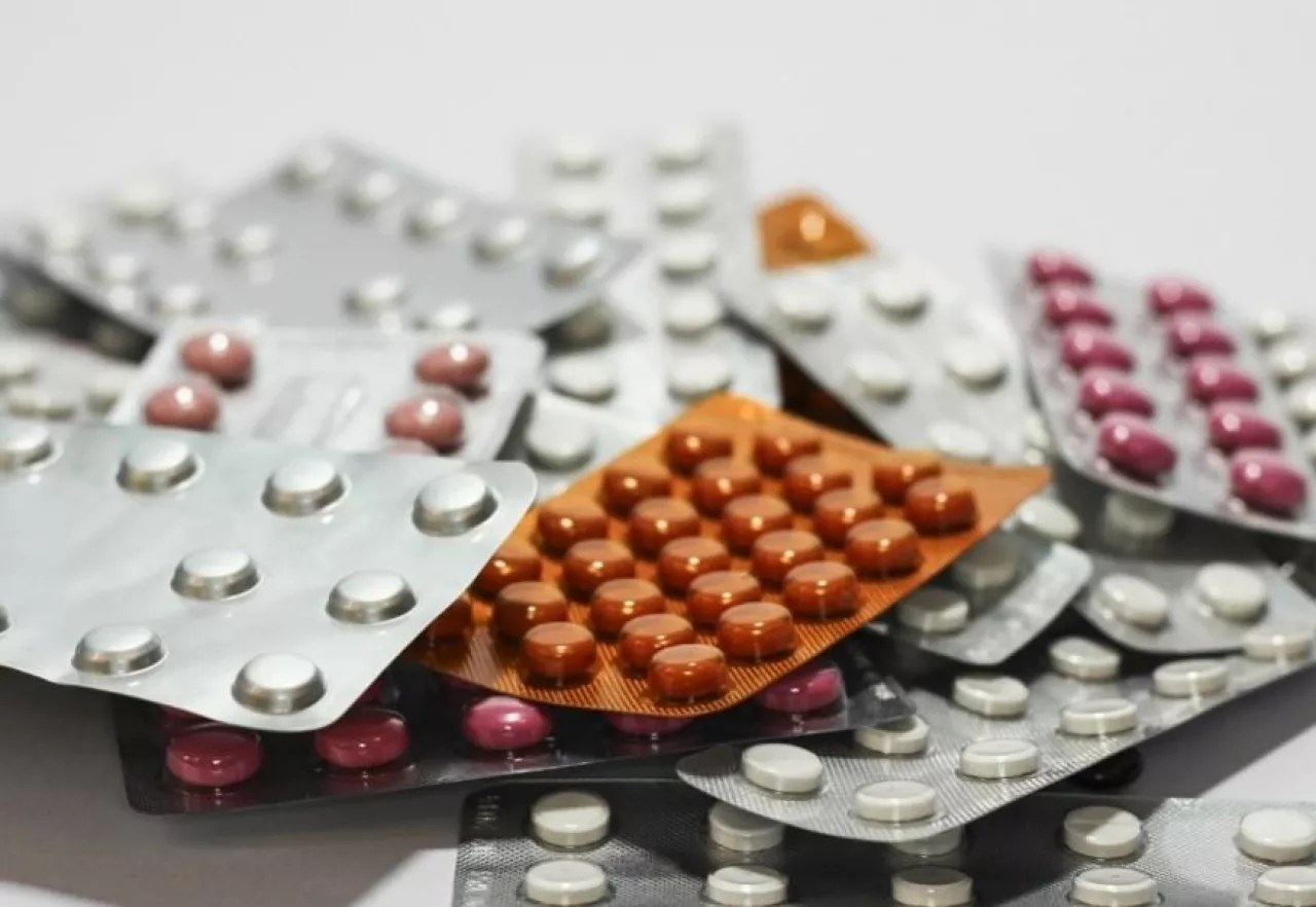 Czy leki dostępne bez recepty znikną ze sklepów? (Pixabay/wolna licencja)