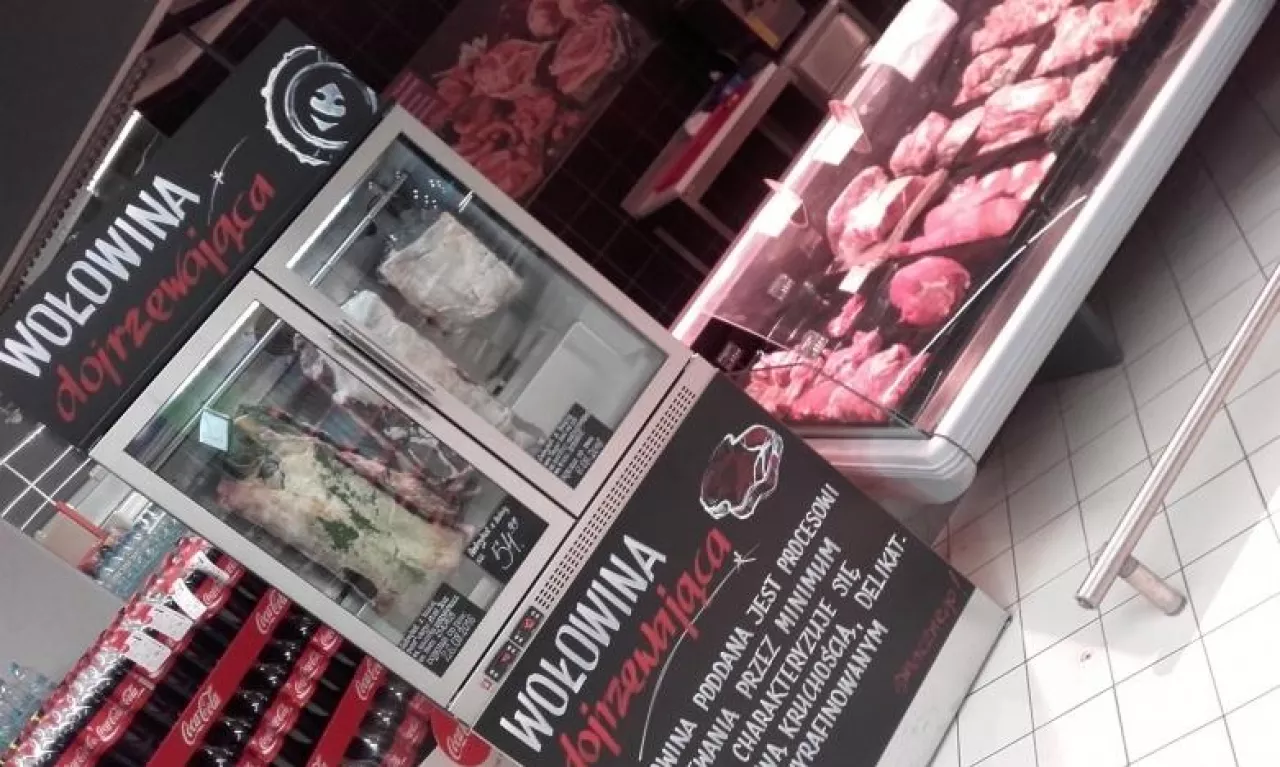 Dojrzewalnie wołowiny w sklepach Carrefour - 2