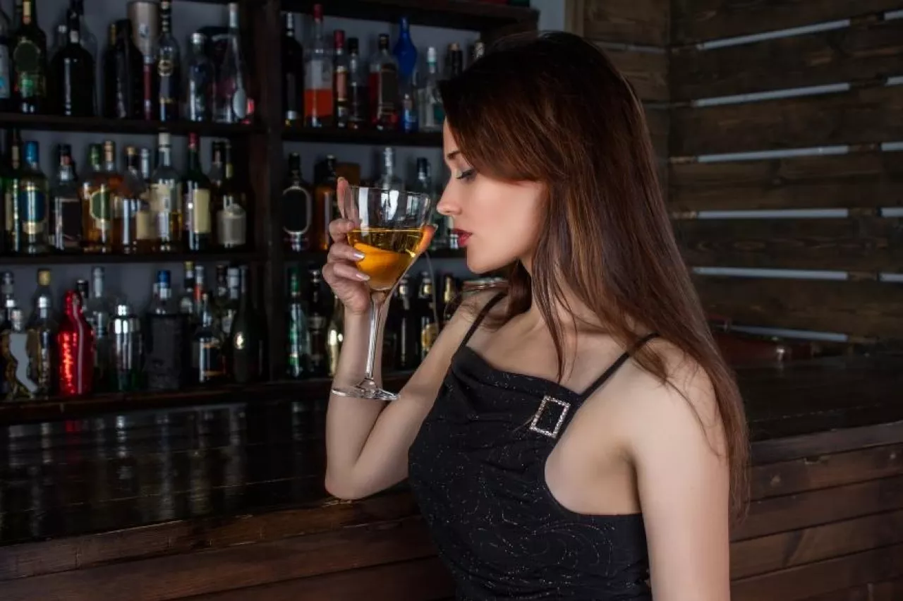 Co druga pani lubi alkohole, które pasują zarówno do mężczyzn, jak i kobiet (fot. pixabay)