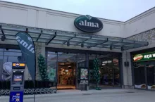 Na zdj. sklep sieci Alma (fot. materiały własne)