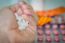 Według Głównego Inspektoratu Farmaceutycznego wiele punktów obrotu pozaaptecznego, w których sprzedaje się leki bez recepty, nie przestrzega zasad handlu nimi (fot. pixabay)