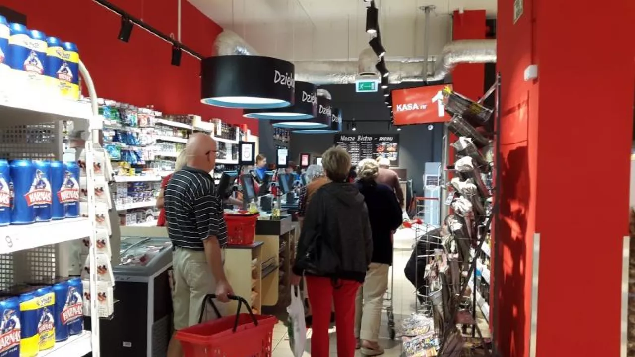 Na zdj. pierwszy sklep convenience Auchan w Polsce (fot. wiadomoscihandlowe.pl)