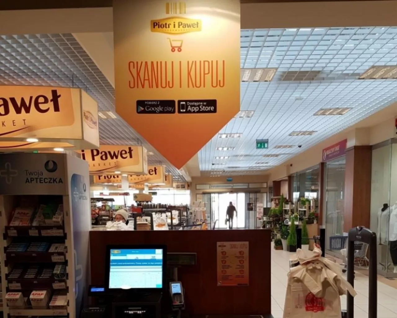 Usługa Skanuj i Kupuj w sklepie Piotr i Paweł (fot. materiały prasowe, Piotr i Paweł)