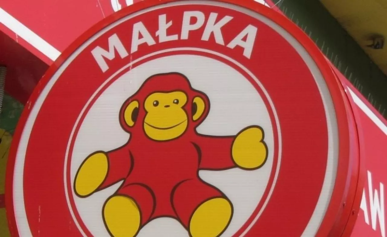 Na zdj. sklep MExpress. Taki szyld rozwijany jest przez Małpkę od 2016 r. (fot. wiadomoscihandlowe.pl)