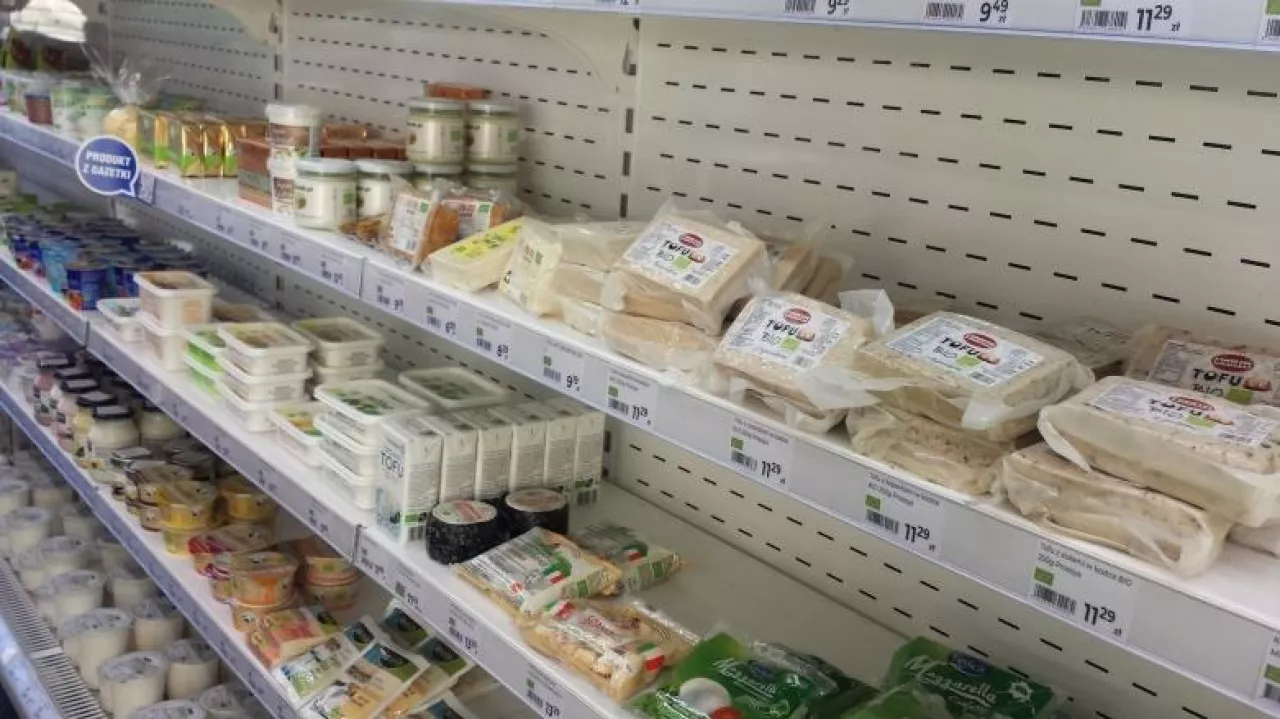 Na zdj. pierwszy w Polsce sklep Bio Family Supermarket (fot. wiadomoscihandlowe.pl)