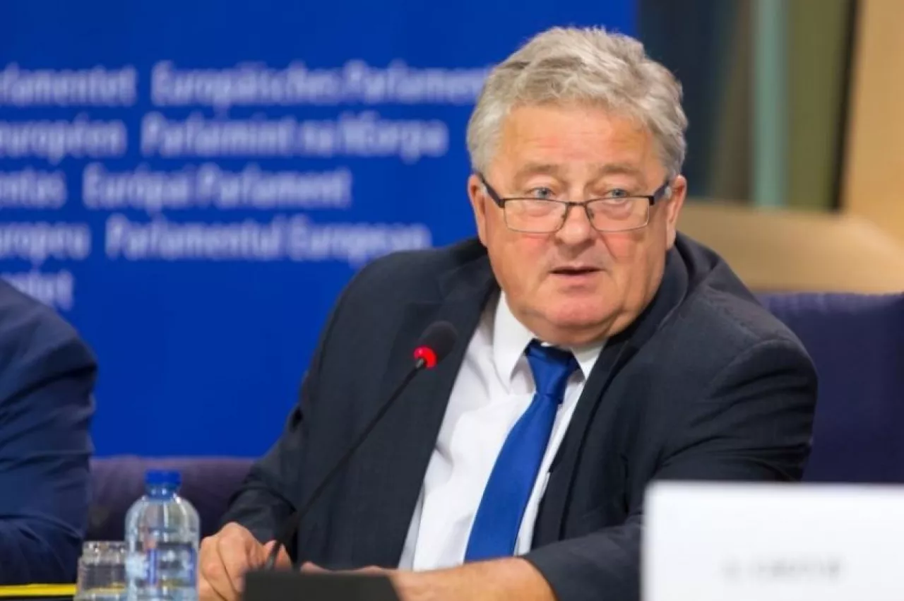 Czesław Siekierski przewodniczący Komisji Rolnictwa i Rozwoju Wsi PE (fot. materiały prasowe, eppgroup.eu)