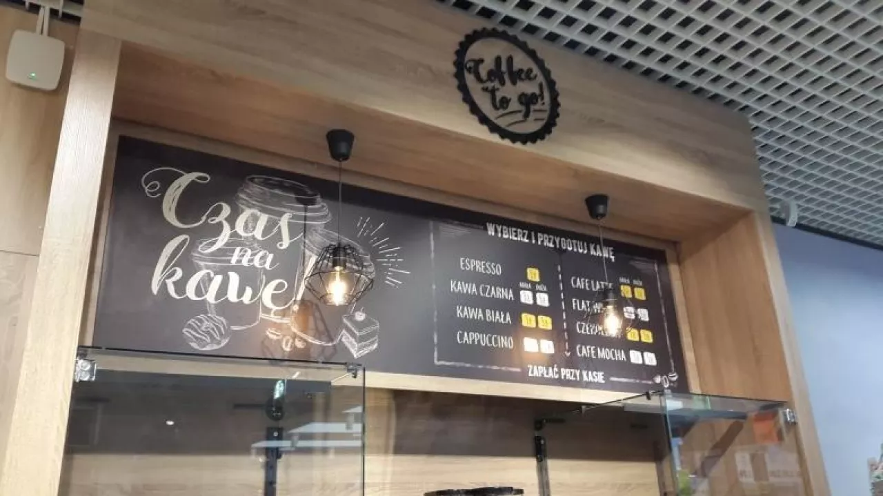 Nowy koncept kącika kawowego w sklepie Lidl (fot. wiadomoscihandlowe.pl)