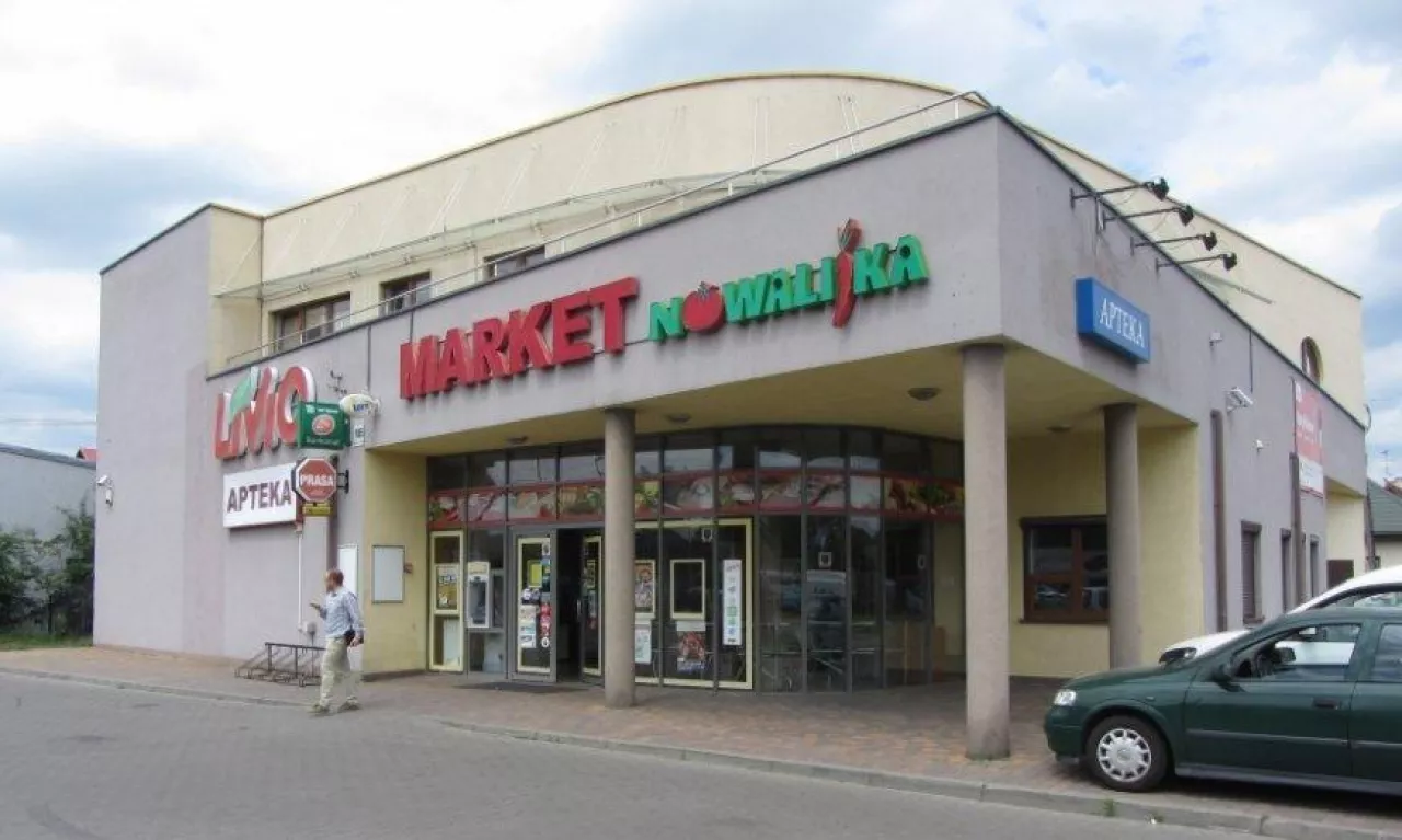 Market Nowalijka w Piotrkowie Trybunalskim, sieć Livio, źródło: Archiwum Wiadomości Handlowych (fot. Konrad Kaszuba)