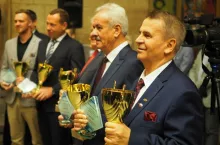 Na pierwszym planie: Dariusz Sapiński, Prezes Grupy MLEKOVITA (fot. Łukasz Rawa)