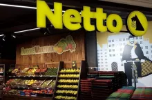 Takim widokiem witani są klienci pierwszego w Polsce sklepu Netto 3.0 (fot. wiadomoscihandlowe.pl)