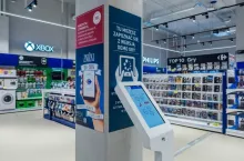 Hipermarket Carrefour, Posnania, kiosk informacyjny (fot. mat. prasowe)
