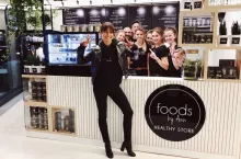 Anna Lewandowska na otwarciu pierwszego lokalu Foods by Ann Healthy Store, który ruszył w połowie listopada 2018 roku w Warszawie (Fot. materiały prasowe)
