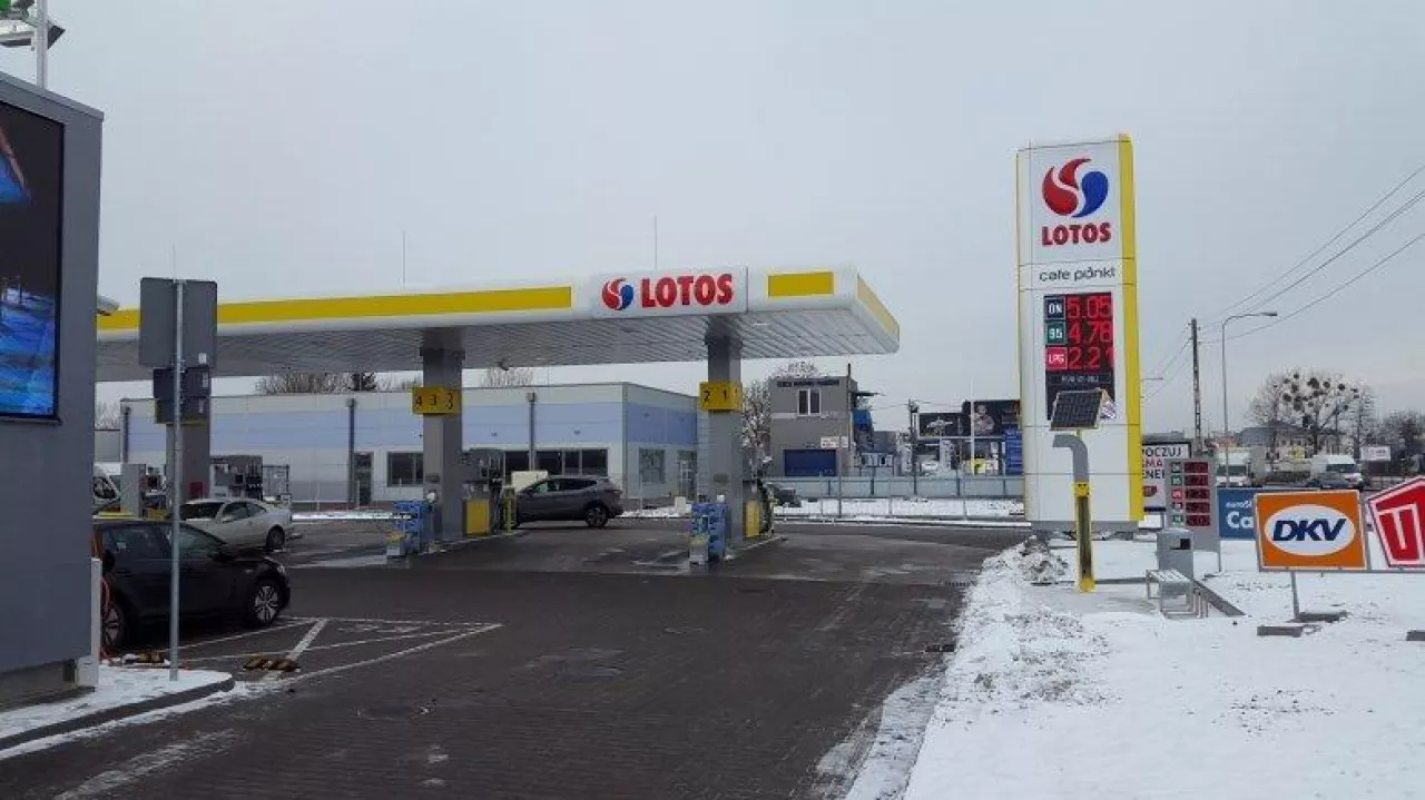 Na zdj. sklep na stacji Lotos 4.0 (fot. wiadomoscihandlowe.pl)