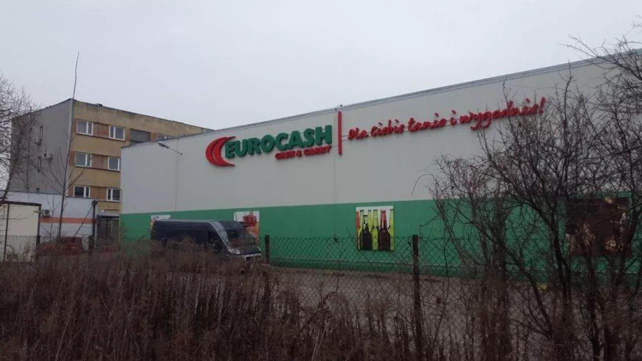 Na zdj. hurtownia Eurocash Cash&amp;Carry w Siedlcach (fot. wiadomoscihandlowe.pl)