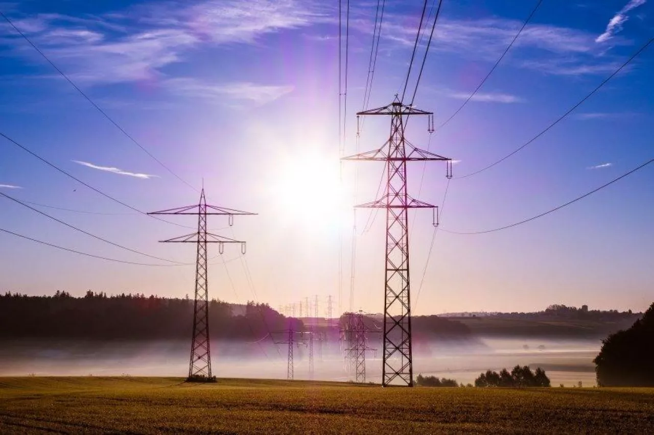 Kolejne ostrzeżenie URE w sprawie przerw w dostawie prądu (fot. pixabay.com)