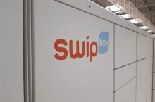 Największy w Polsce automat SwipBox w hipermarkecie Carrefour w Centrum Handlowym Targówek w Warszawie (materiały własne)