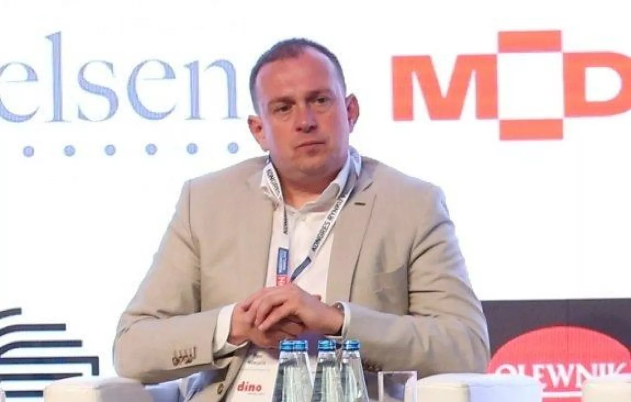Piotr Nowjalis, członek rady nadzorczej Dino i CCC, podczas 12. Kongresu Rynku FMCG 2019 (fot. wiadomoscihandlowe.pl)