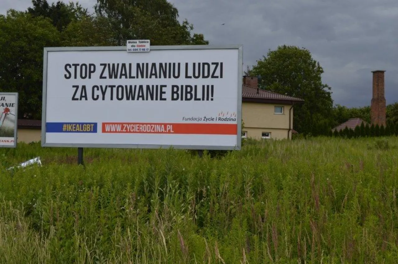 Billboard Fundacji Życie i Rodzina przed sklepem Ikea w Lublinie (Facebook/Fundacja Życie i Rodzina)