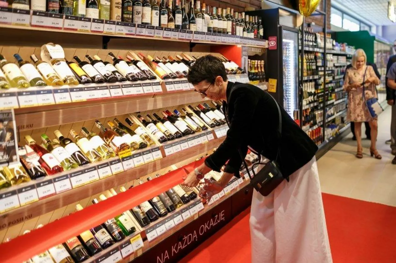 Faktoria Win to całościowy koncept sprzedaży wina, dedykowany małemu handlowi (fot. materiały prasowe, Eurocash)