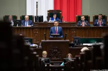 Wraz z końcem kadencji Sejmu przepadnie pięć projektów ustaw regulujących niedzielny handel (fot. Adam Guz, KPRM, domena publiczna)