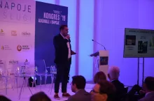 Łukasz Juskowiak, dyrektor marketingu z sieci Duży Ben, należącej do grupy Eurocash, Kongres Alkohole i Napoje 2019 (fot.wiadomoscihandlowe.pl)