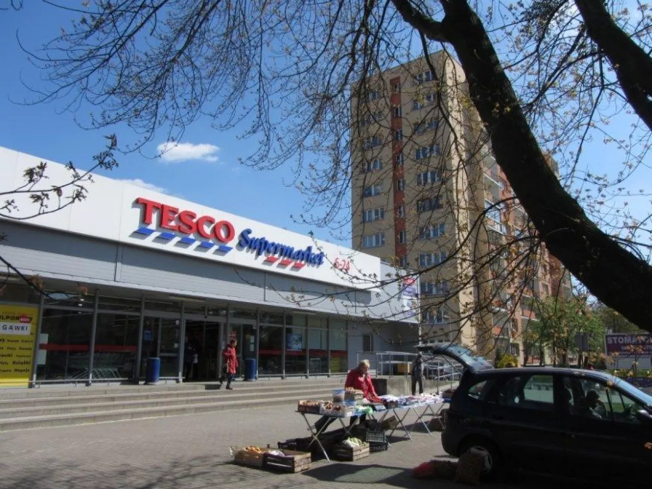 Tesco Supermarket w Łodzi przy ul. Retkińskiej, źródło: Archiwum Wiadomości Handlowych (fot. Konrad Kaszuba)