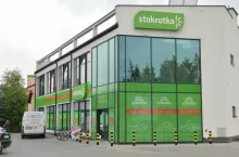 Na zdj. sklep sieci Stokrotka (fot. wiadomoscihandlowe.pl/SSZ, zdjęcie ilustracyjne)