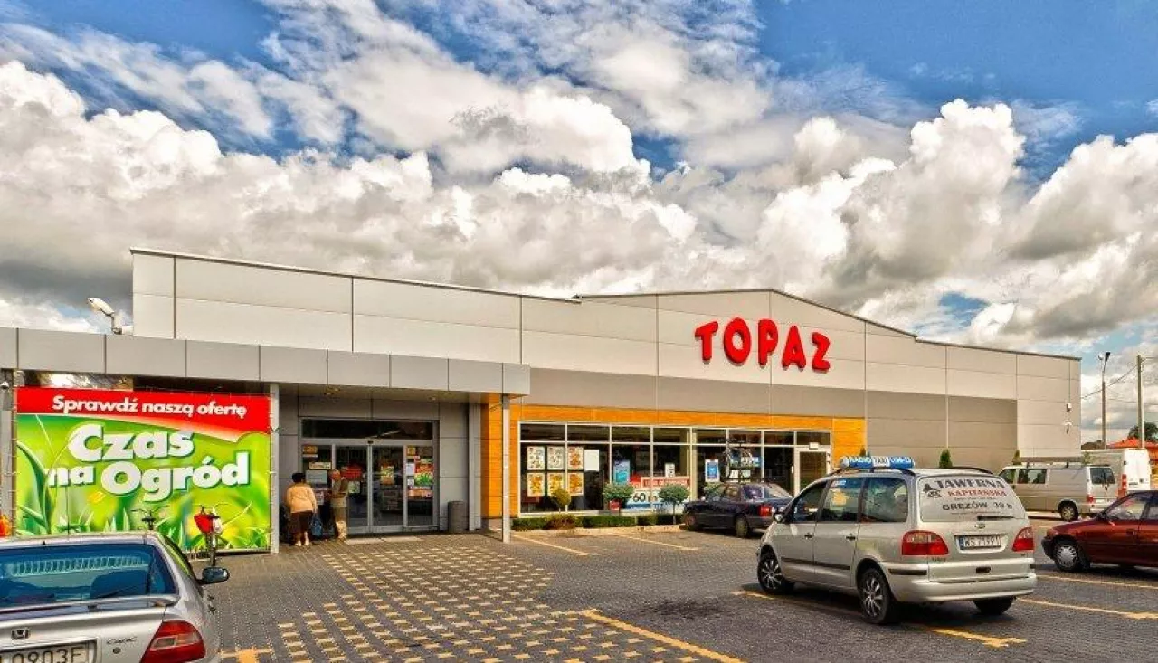 Supermarket sieci Topaz (Topaz)