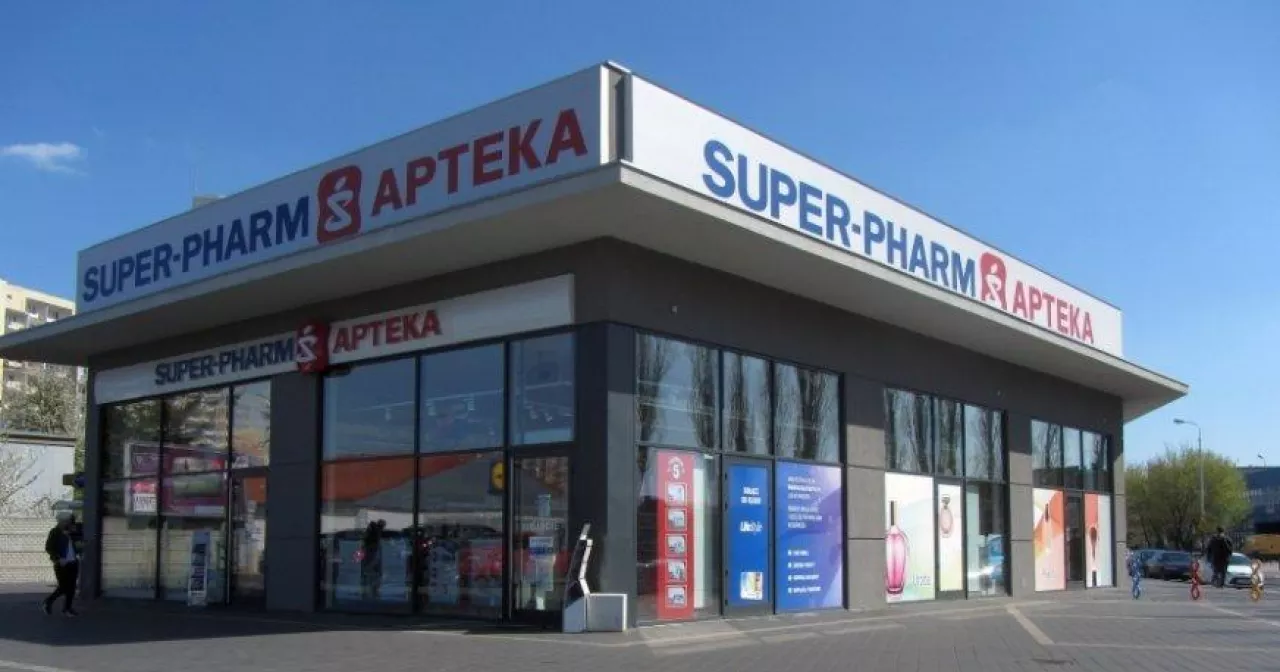 Apteka Super-pharm w Łodzi (zdj. ilustracyjne)
