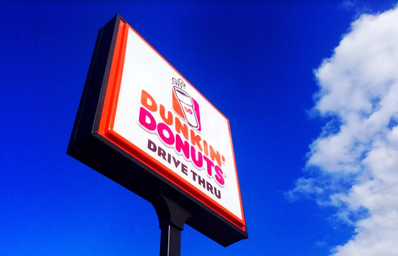 Dunkin Donuts (Flickr.com/Mike Mozart)