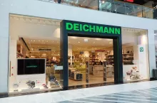 Na zdj. sklep sieci Deichmann w Pradze (fot. Jiri Matejicek/Wikimedia Commons, na lic. CC BY-SA 3.0)
