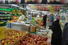 Rząd skłoni sieci handlowe do kupowania żywności od lokalnych producentów? (fot. wiadomoscihandlowe.pl) ()