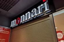 Na zdj. zamknięty sklep Monnari (fot. Shutterstock)