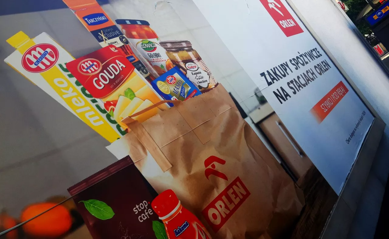 Zakupy spożywcze na stacjach PKN Orlen (wiadomoscihandlowe.pl)