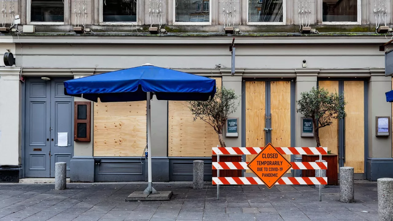 Zamknięty lokal restauracyjny (pixabay)