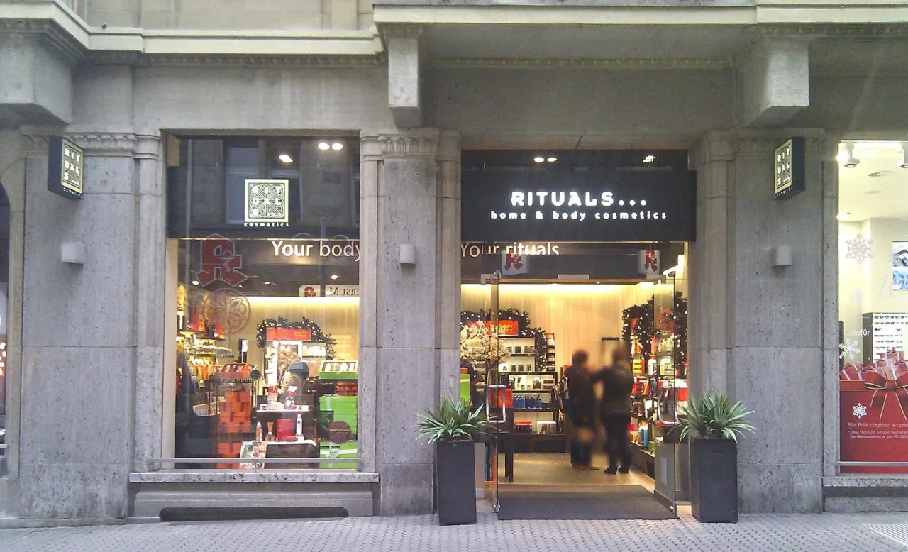 Rituals (commons.wikimedia.org)