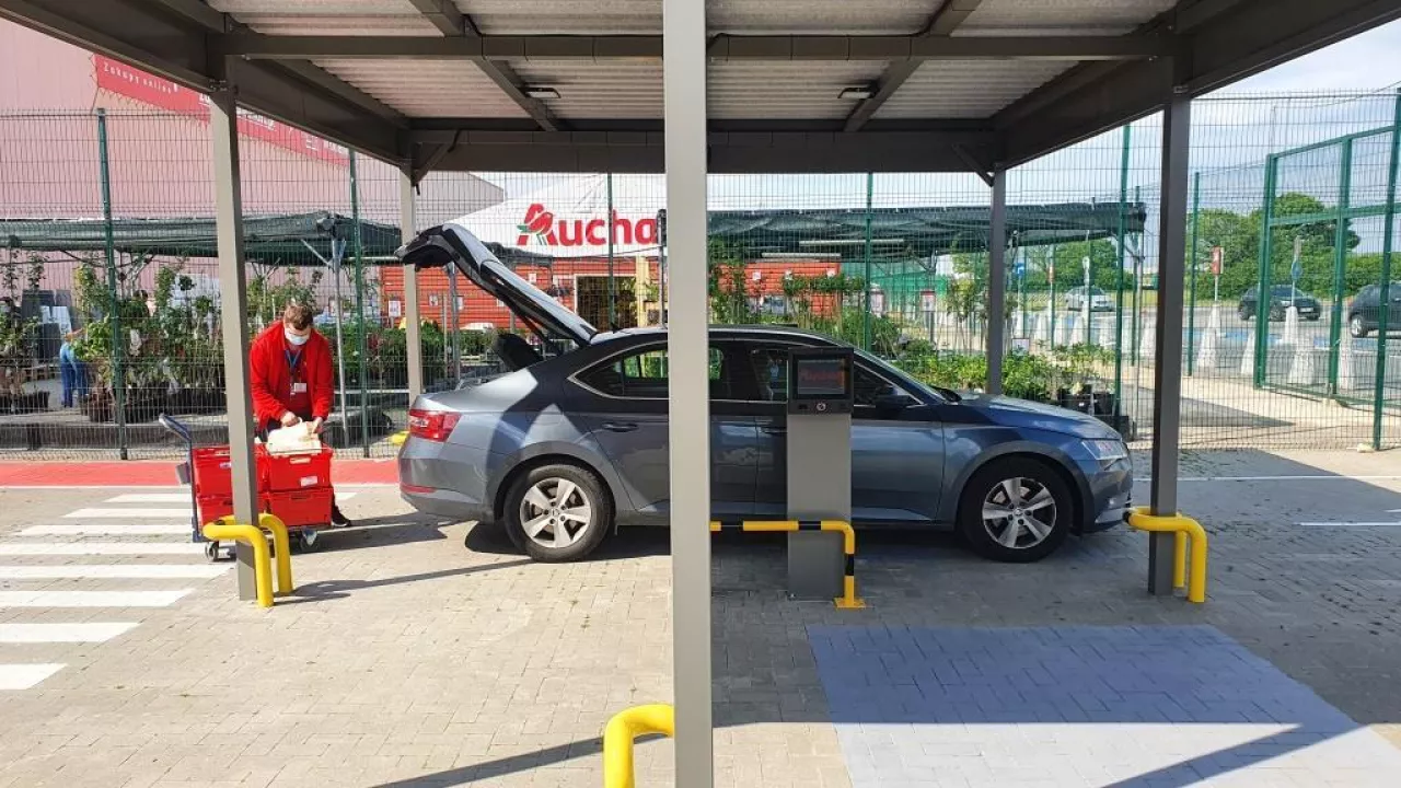 Auchan Drive to nowa usługa oferowana przez Auchan w Polsce (fot. mat. prasowe)