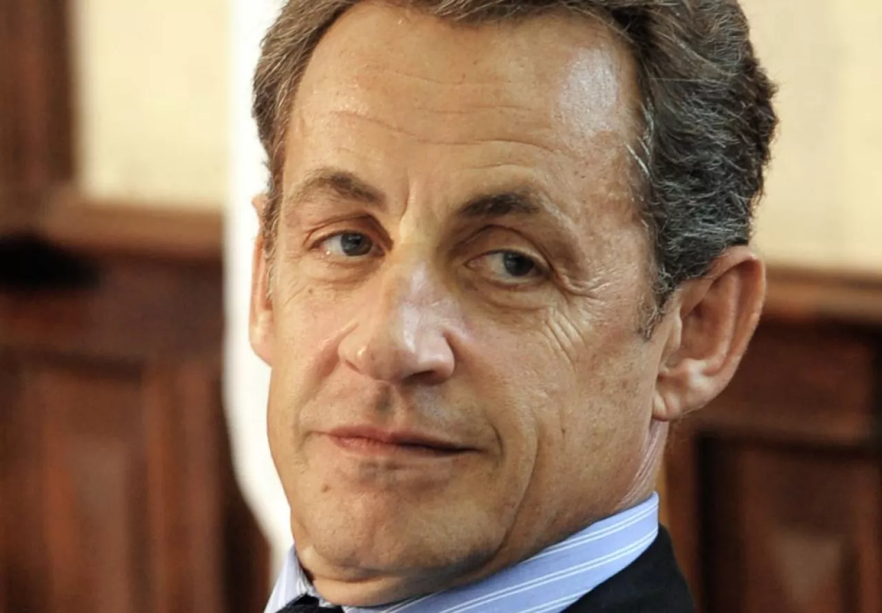 Nicolas Sarkozy członek Rady Dyrektorów Lagardere (Źródło: EPP Summit October 2010, CC BY 2.0)
