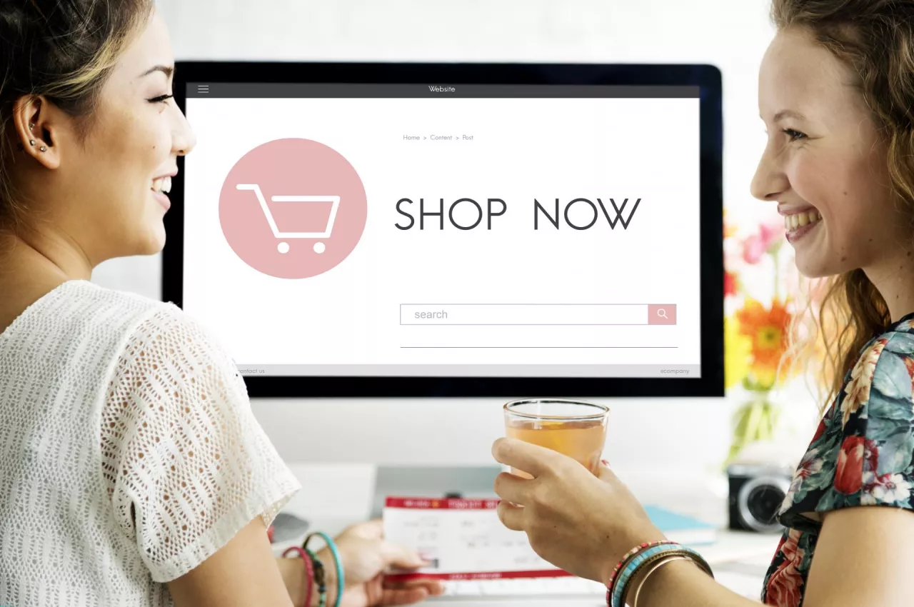 E-commerce (fot. Shutterstock)