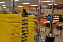 Zakresy obowiązków pracowników Netto i Tesco są odmienne