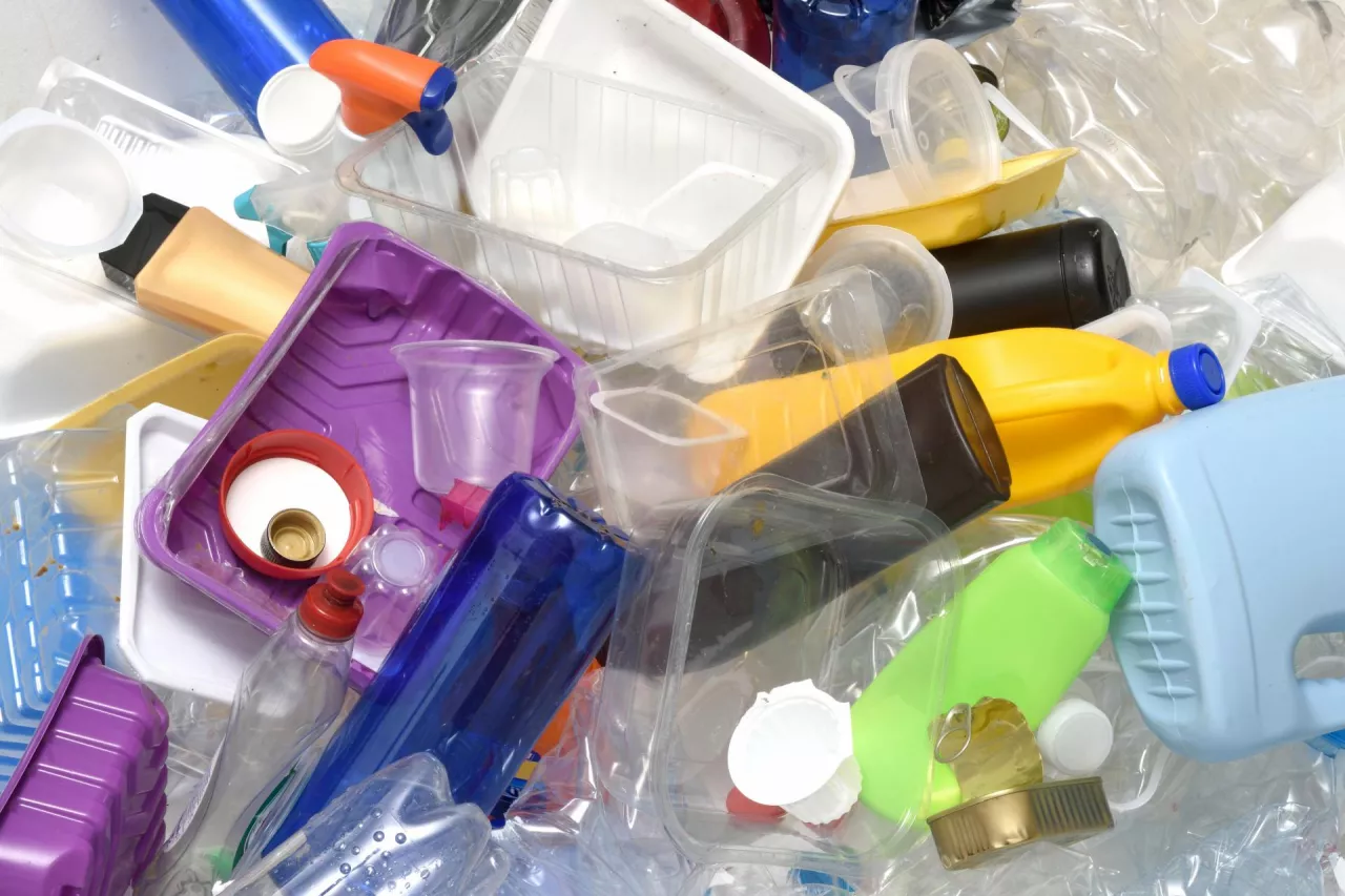 Plastikowe odpady (fot. Shutterstock)