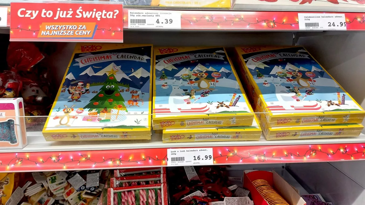 Ozdoby świąteczne, Action, sklep non-food, dekoracje świąteczne, Boże Narodzenie (wiadomoscihandlowe.pl/MG)