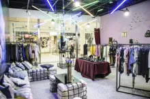 Cyrkularny Butik w Galerii Mokotów (fot. Ubrania Do Oddania)