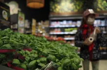 O ponad 8 proc. droższe niż przed rokiem są warzywa (fot. Łukasz Rawa/wiadomoscihandlowe.pl)